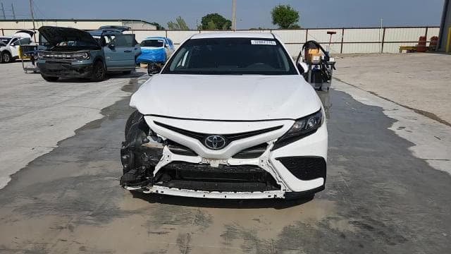 2024 TOYOTA CAMRY SE SE 14