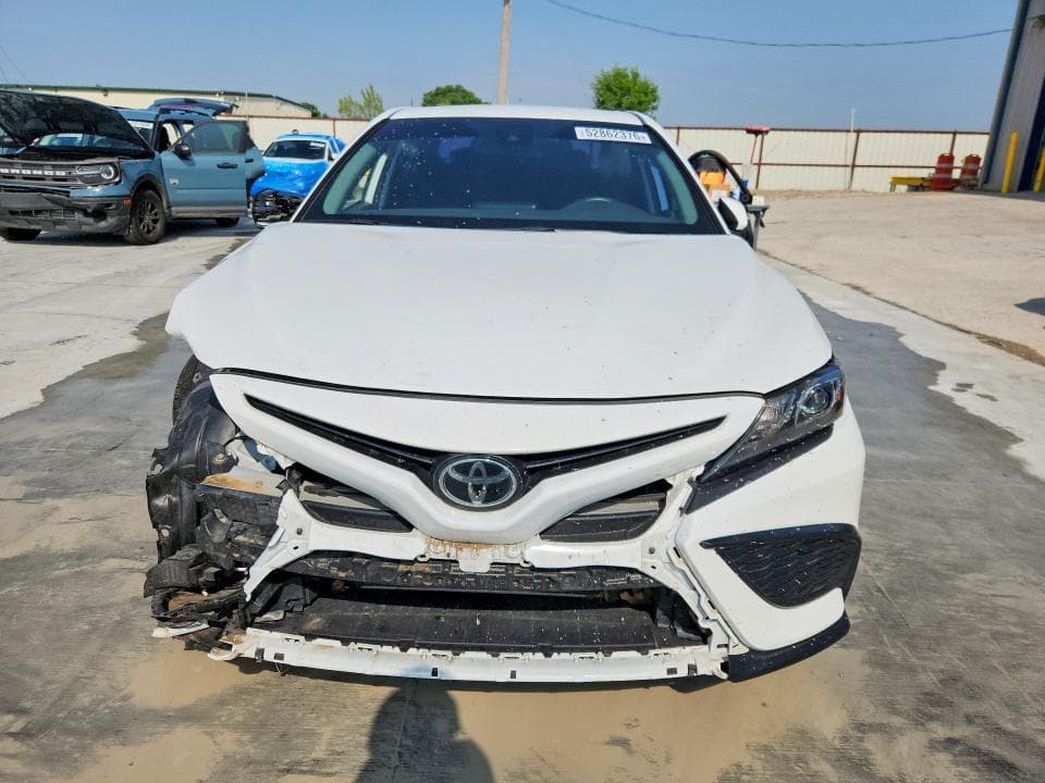 2024 TOYOTA CAMRY SE SE 5