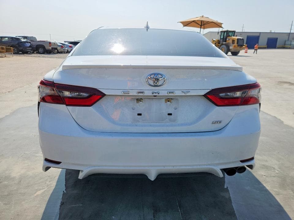 2024 TOYOTA CAMRY SE SE 6