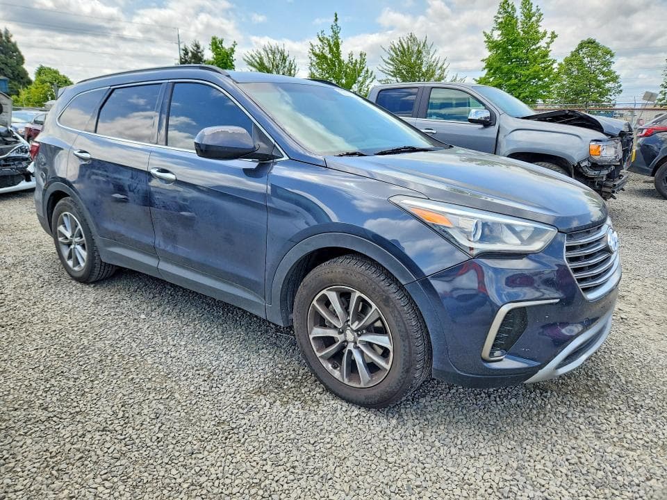 2018 HYUNDAI SANTA FE SE SE 4