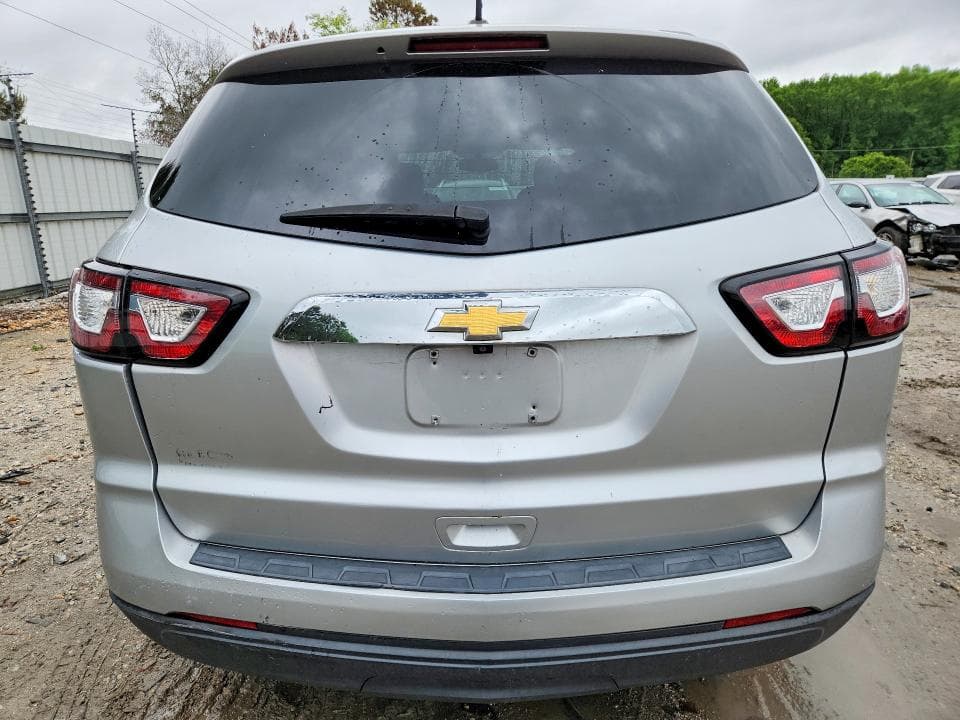 2017 CHEVROLET TRAVERSE LS 6