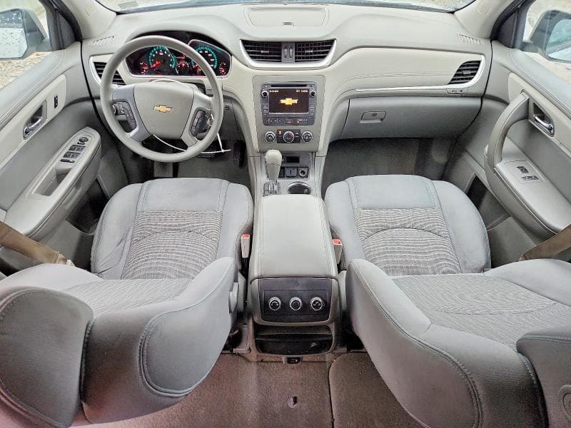 2017 CHEVROLET TRAVERSE LS 8
