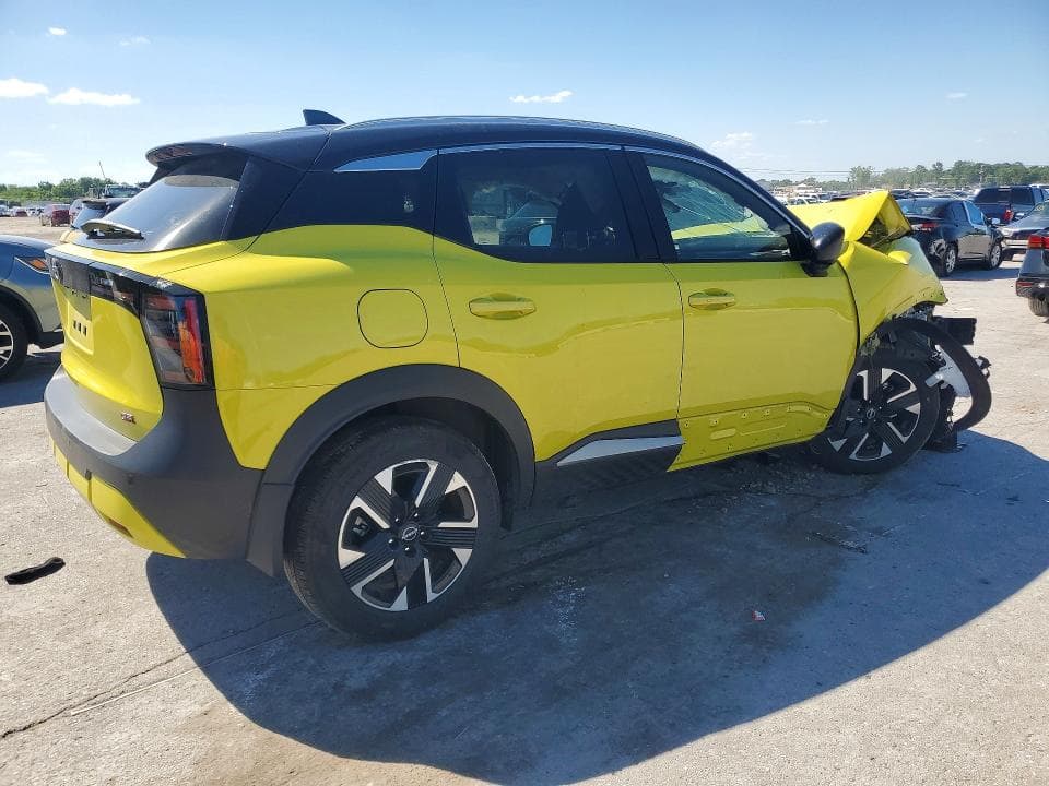 2025 NISSAN KICKS SR 3