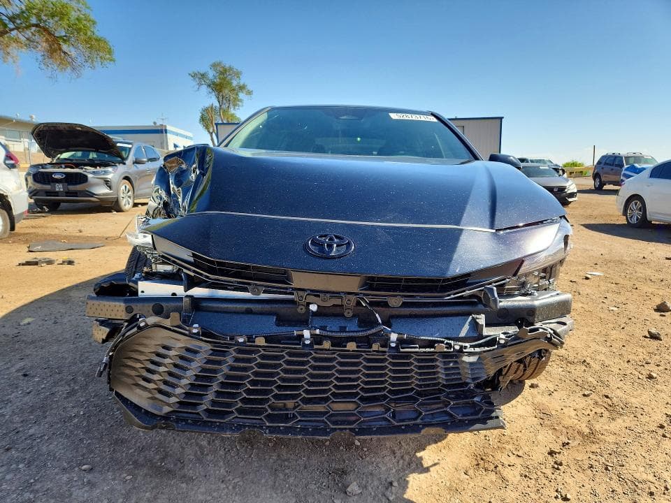 2026 TOYOTA CAMRY SE SE 5