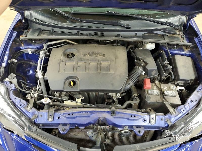 2019 TOYOTA COROLLA SE 11