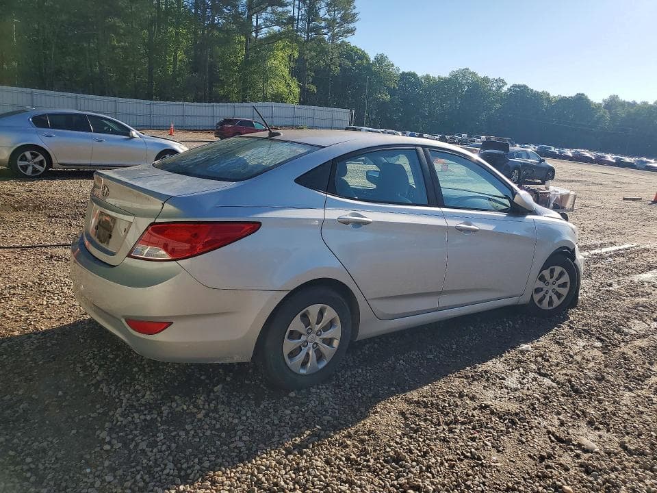 2017 HYUNDAI ACCENT SE 3