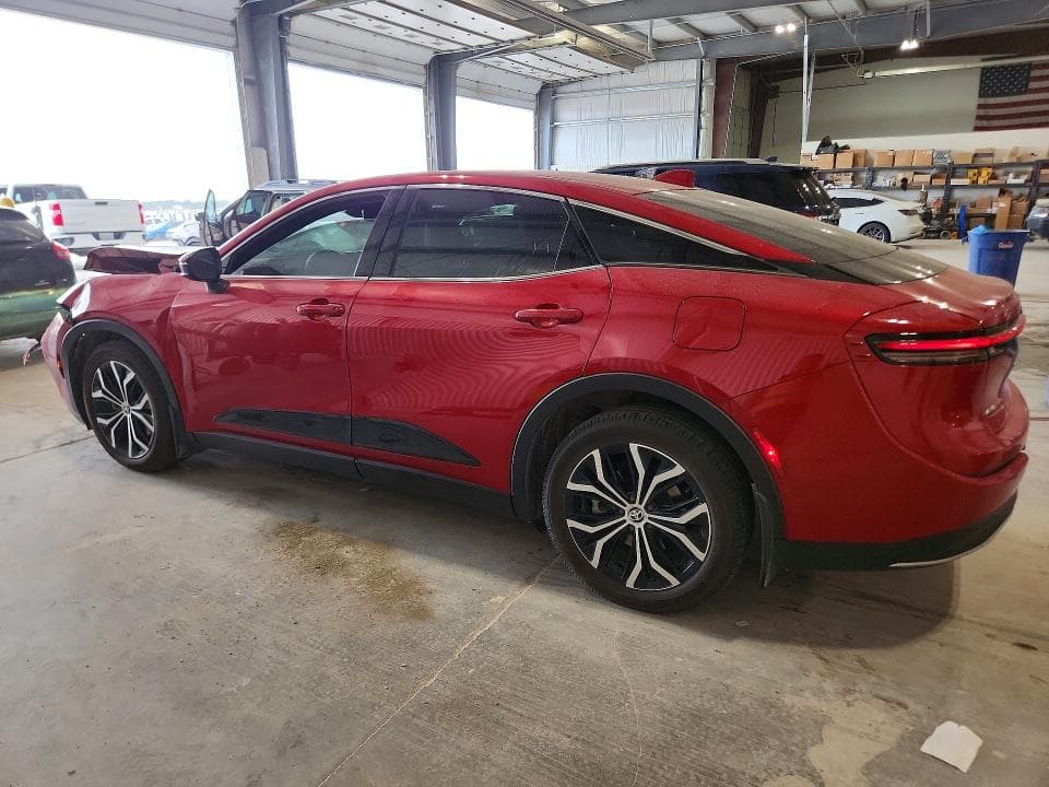 2023 TOYOTA CROWN XLE 2