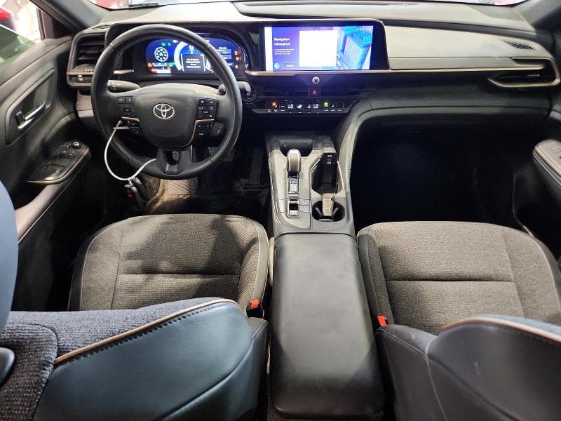 2023 TOYOTA CROWN XLE 8