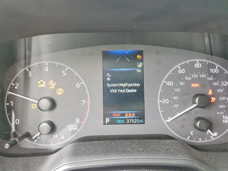 2025 TOYOTA COROLLA CROSS L L 9