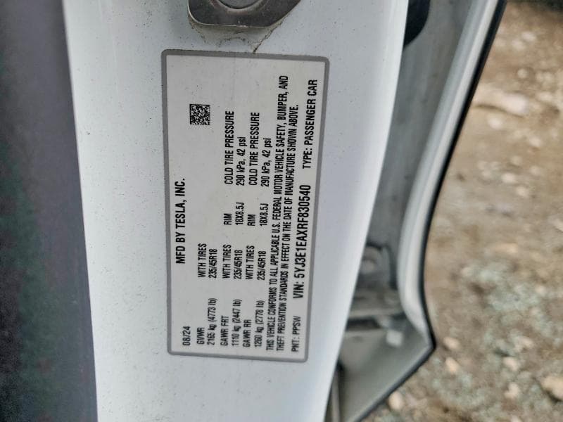 2024 TESLA MODEL 3 12