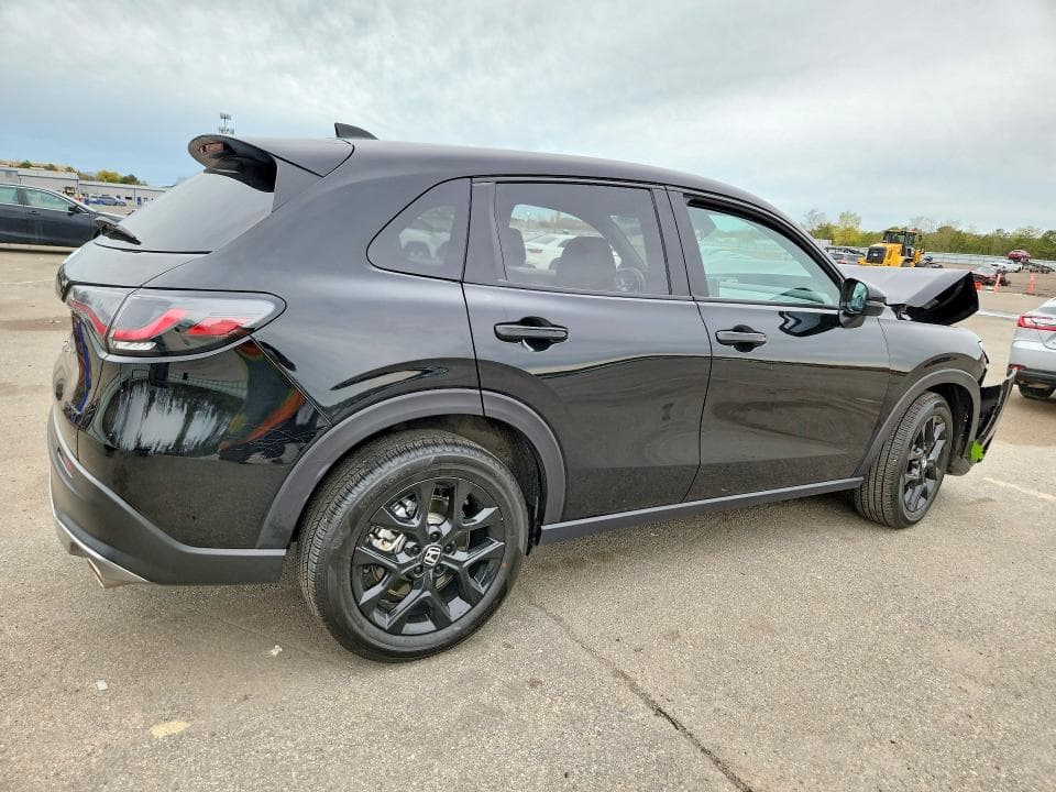 2025 HONDA HR-V SPORT 3