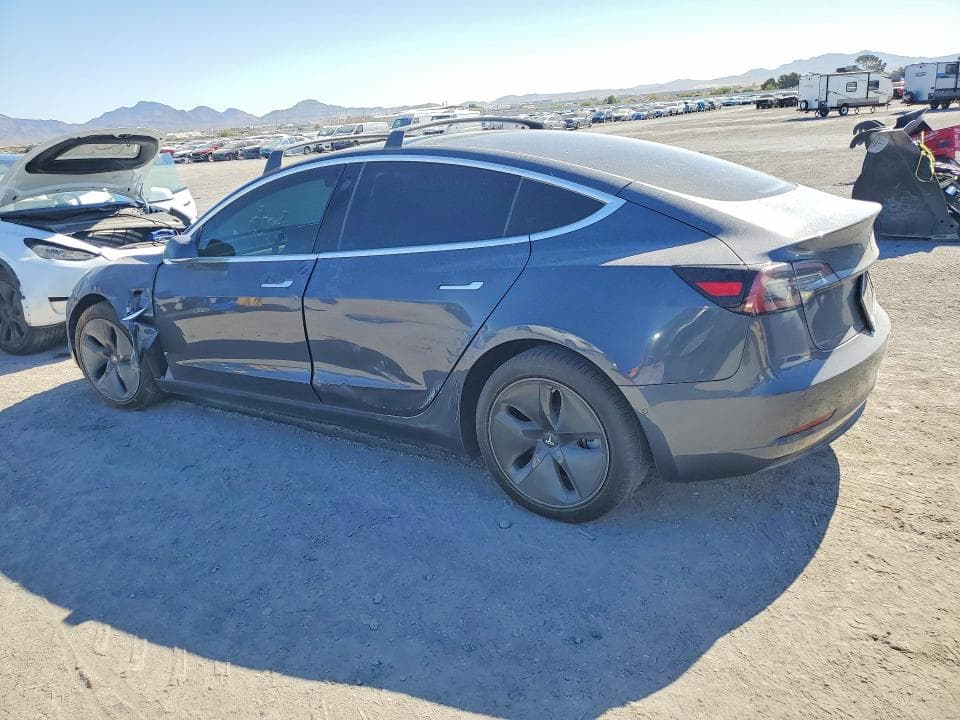 2020 TESLA MODEL 3 2