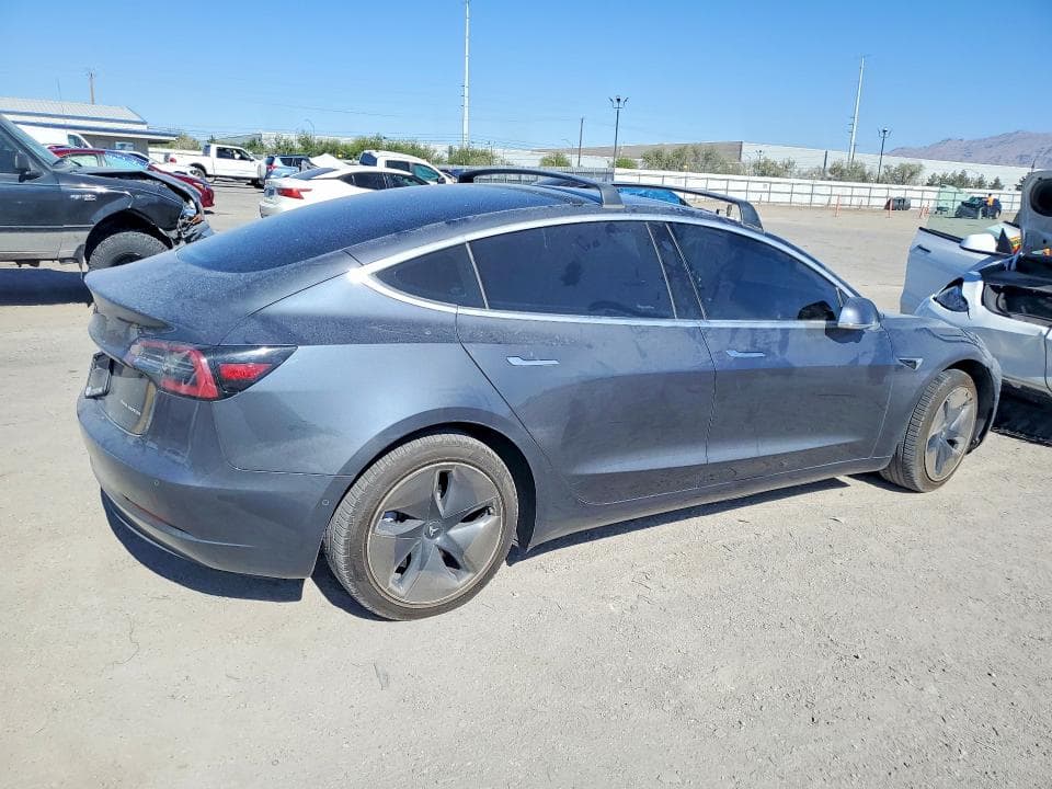 2020 TESLA MODEL 3 3