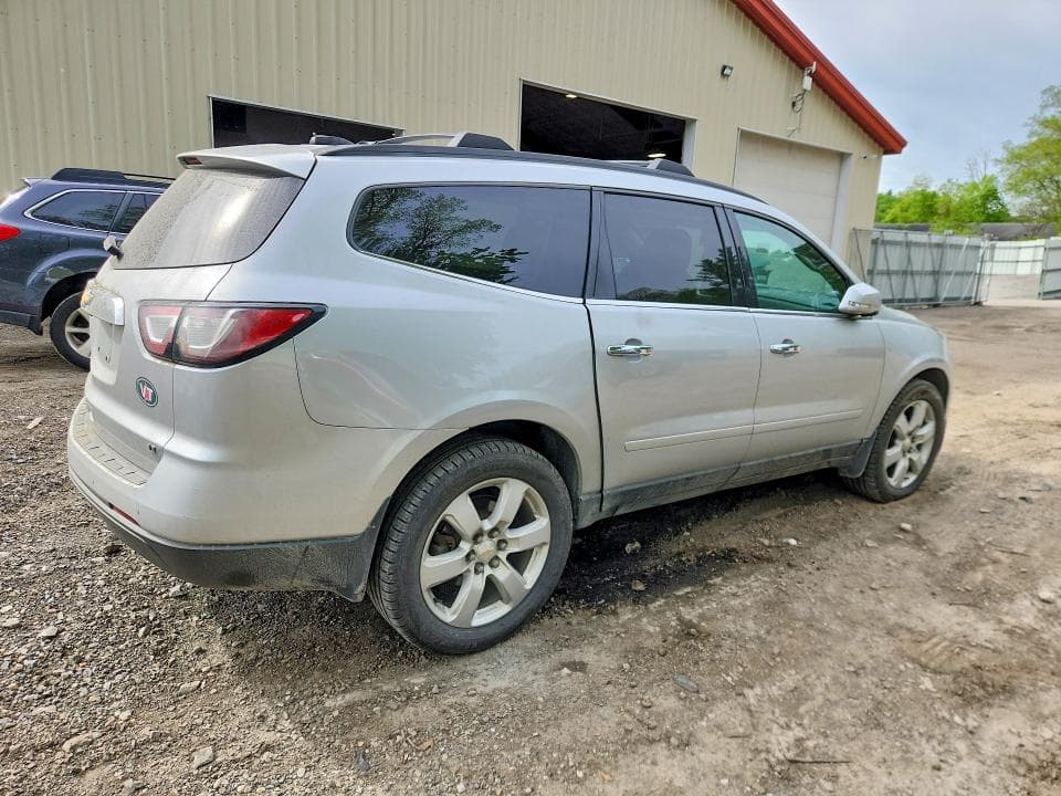 2017 CHEVROLET TRAVERSE LT LT 4