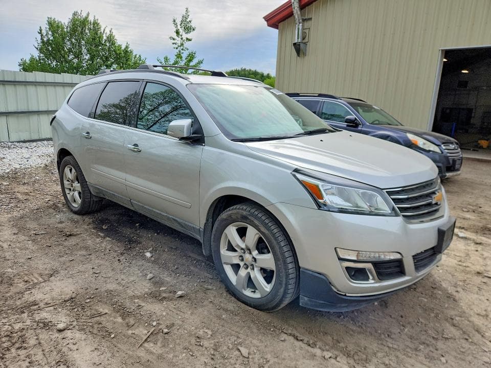 2017 CHEVROLET TRAVERSE LT LT 5