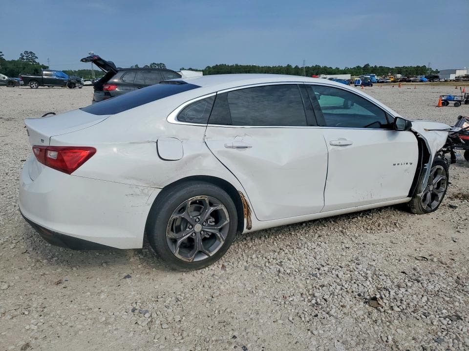 2023 CHEVROLET MALIBU LT 3
