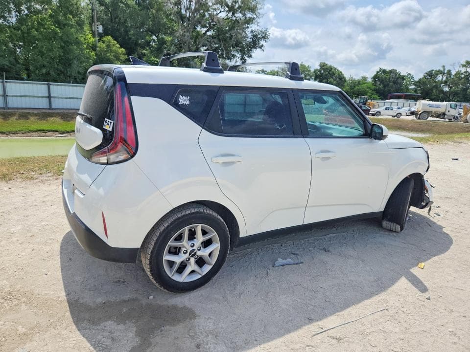 2024 KIA SOUL LX 3
