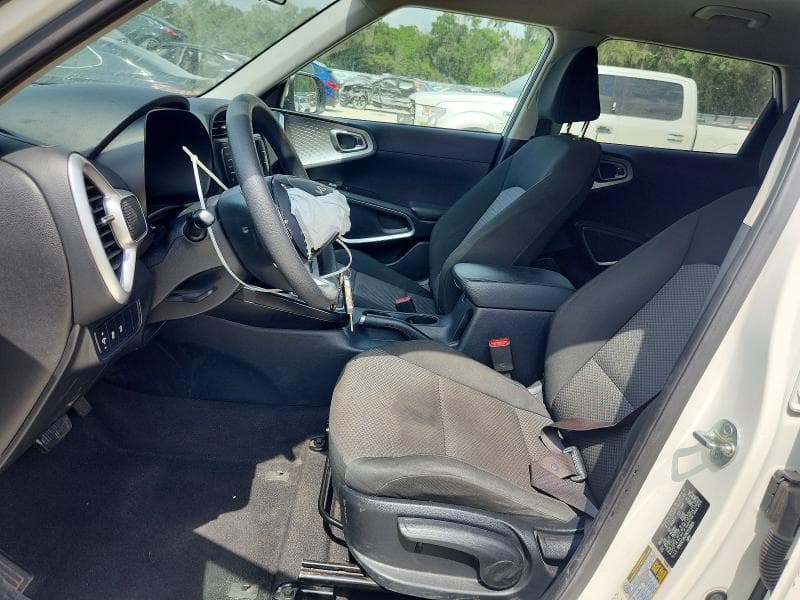 2024 KIA SOUL LX 7