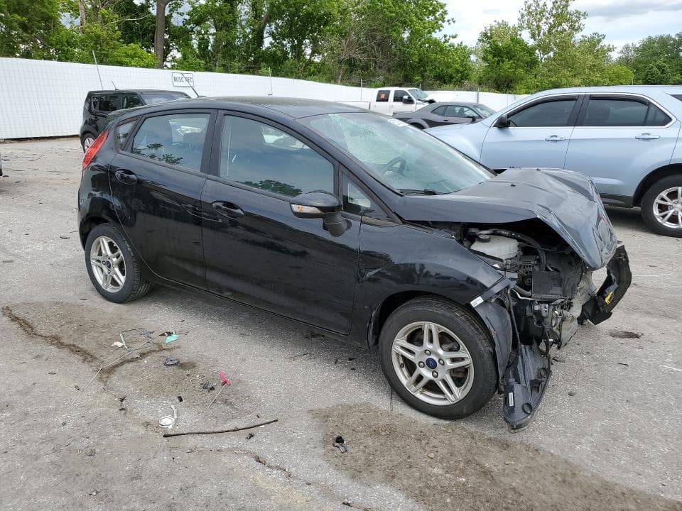 2019 FORD FIESTA SE 4