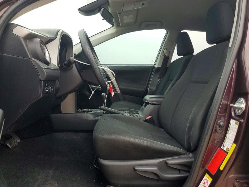 2018 TOYOTA RAV4 LE LE 7