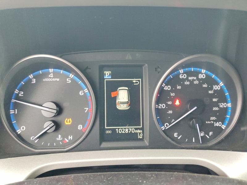 2018 TOYOTA RAV4 LE LE 9