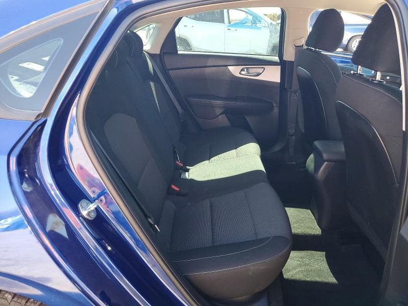 2023 KIA FORTE LXS 10