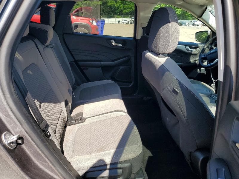 2021 FORD ESCAPE SE 11