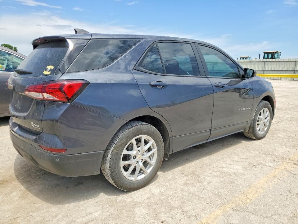 2022 CHEVROLET EQUINOX LS 3
