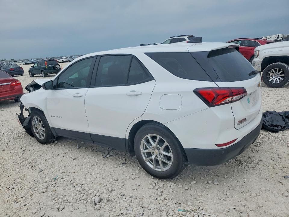 2024 CHEVROLET EQUINOX LS 2