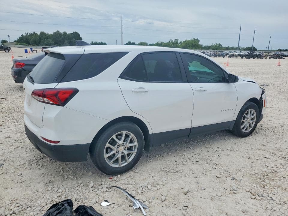 2024 CHEVROLET EQUINOX LS 3