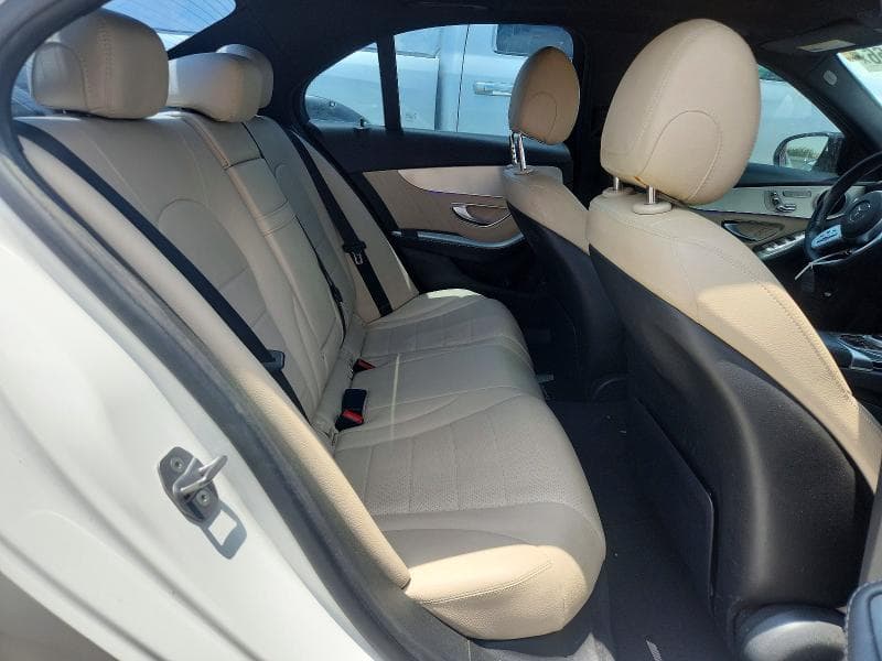 2019 MERCEDES-BENZ C 300 300 10