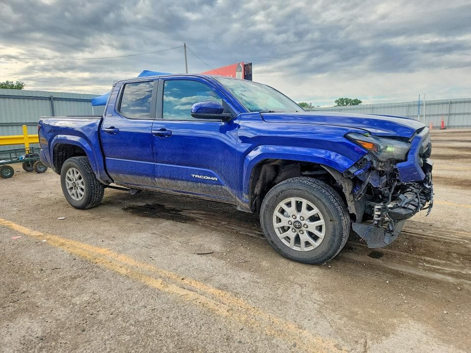 2025 TOYOTA TACOMA SR5 SR5 4