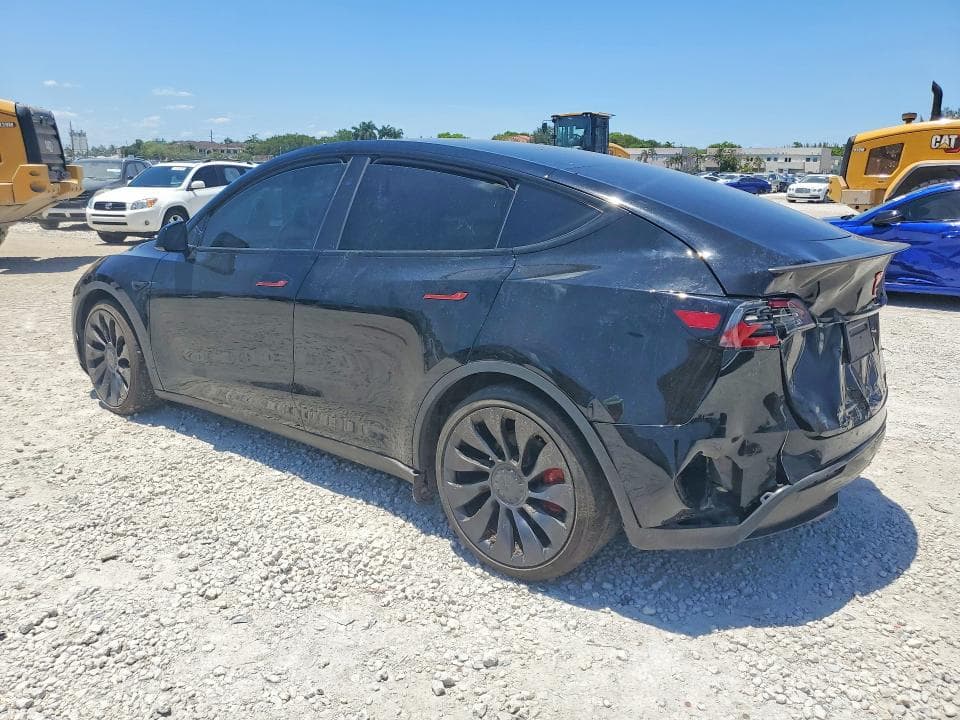 2024 TESLA MODEL Y 2