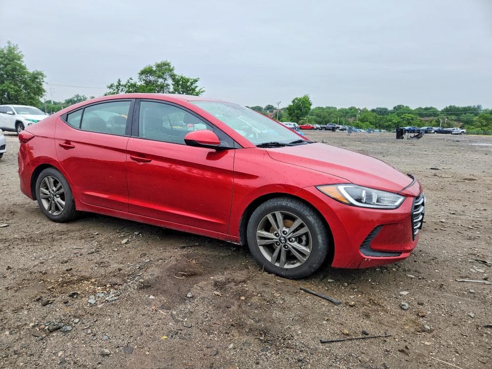 2018 HYUNDAI ELANTRA SEL 4