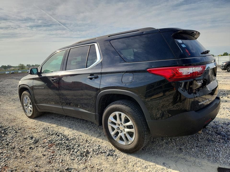 2021 CHEVROLET TRAVERSE LT 2