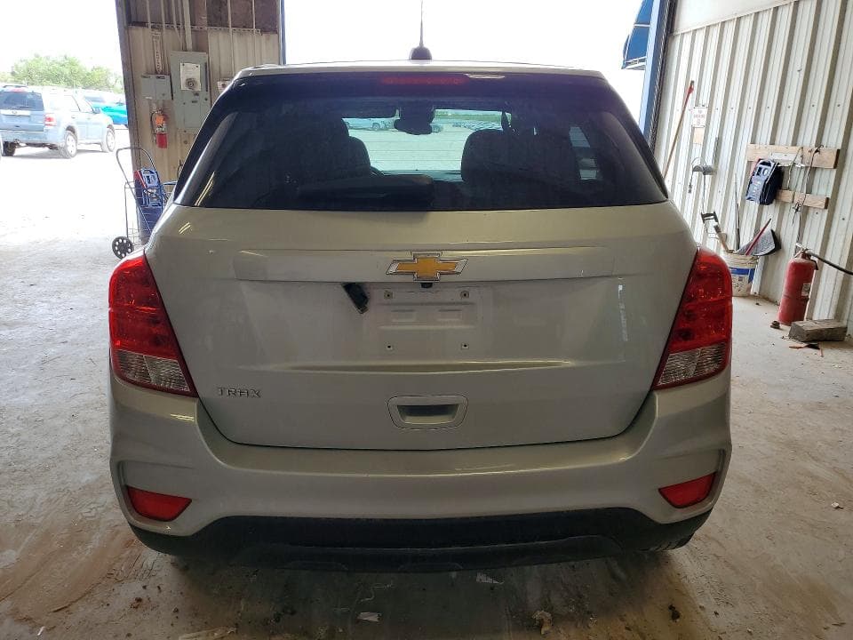 2021 CHEVROLET TRAX LS 6