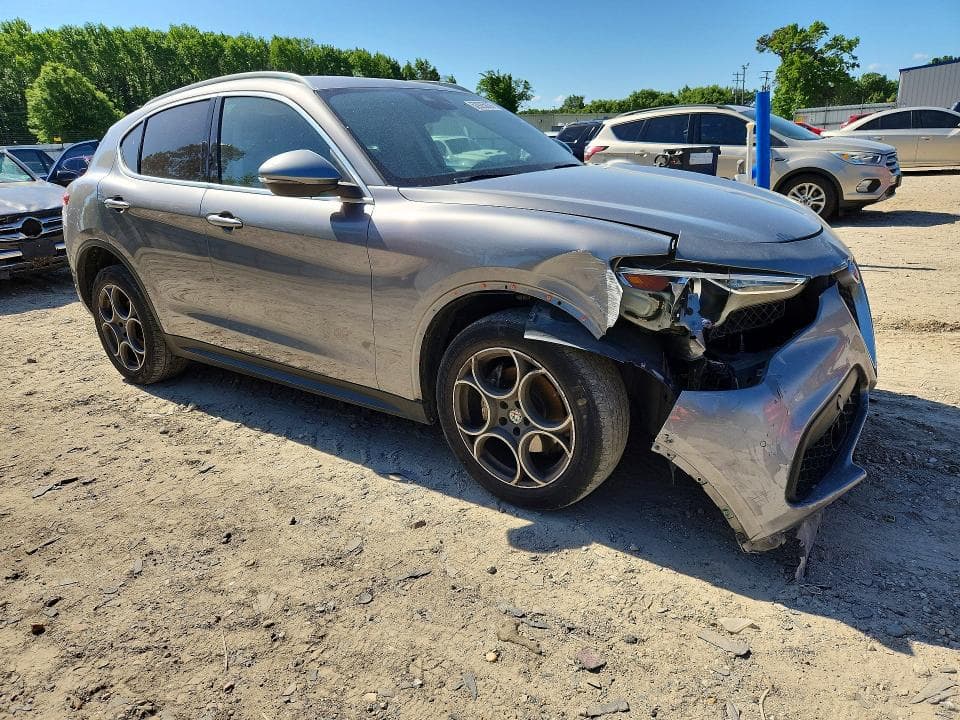 2018 ALFA ROMEO STELVIO TI 4