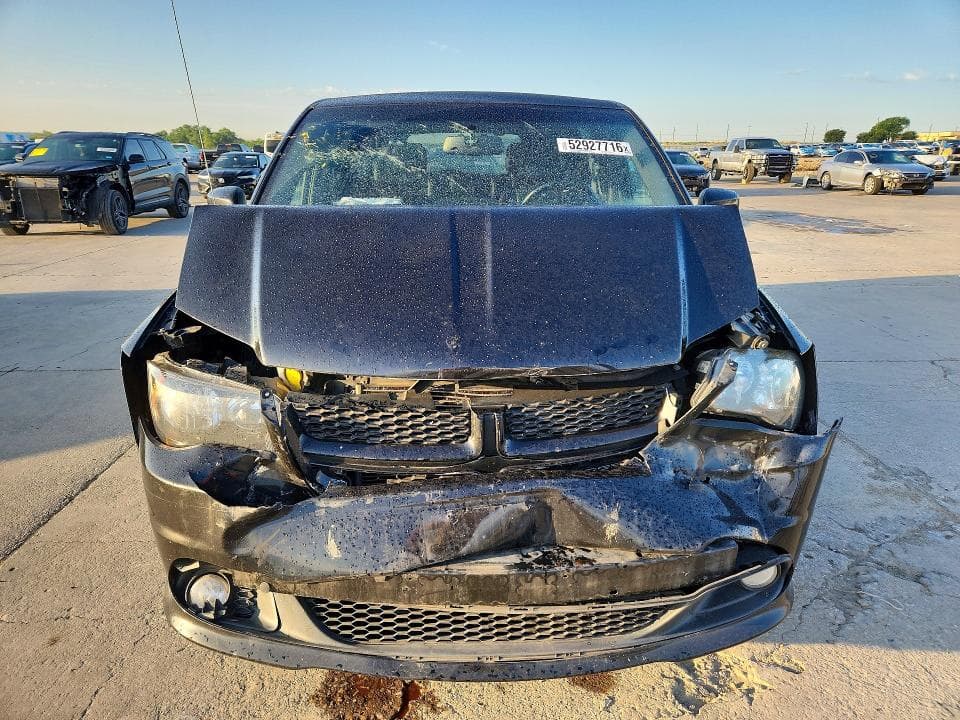 2019 DODGE GRAND CARAVAN GT 5