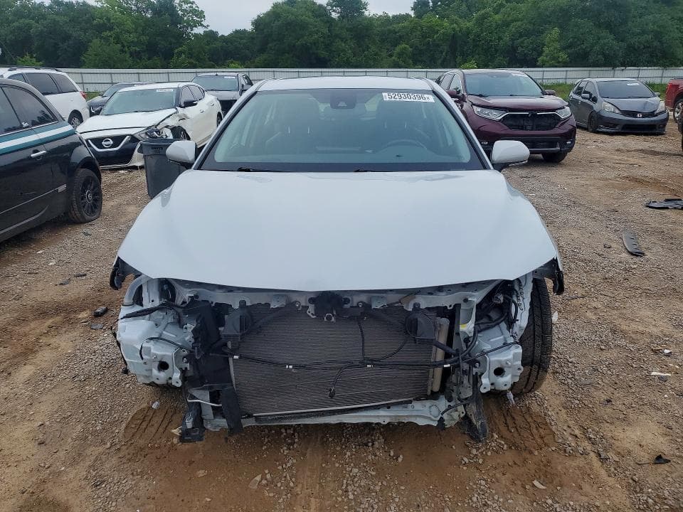 2024 TOYOTA CAMRY XSE 5