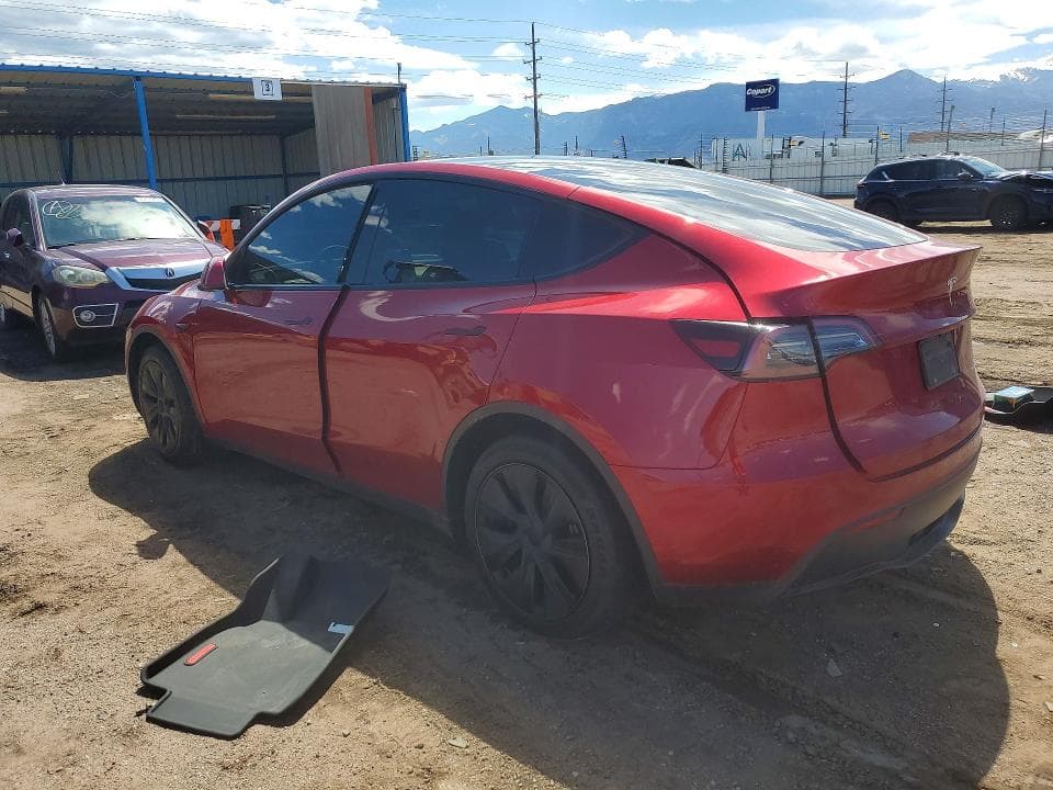 2025 TESLA MODEL Y 3