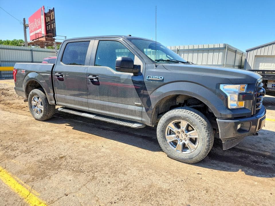 2017 FORD F150 SUPERCREW 4