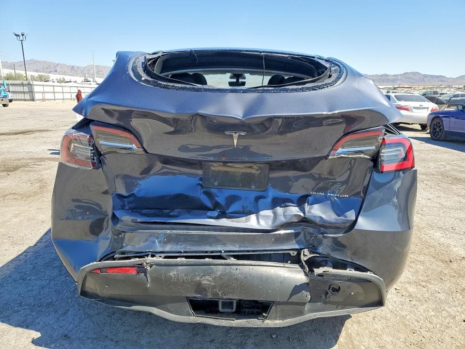 2023 TESLA MODEL Y 6