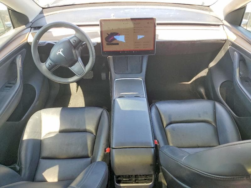 2023 TESLA MODEL Y 8