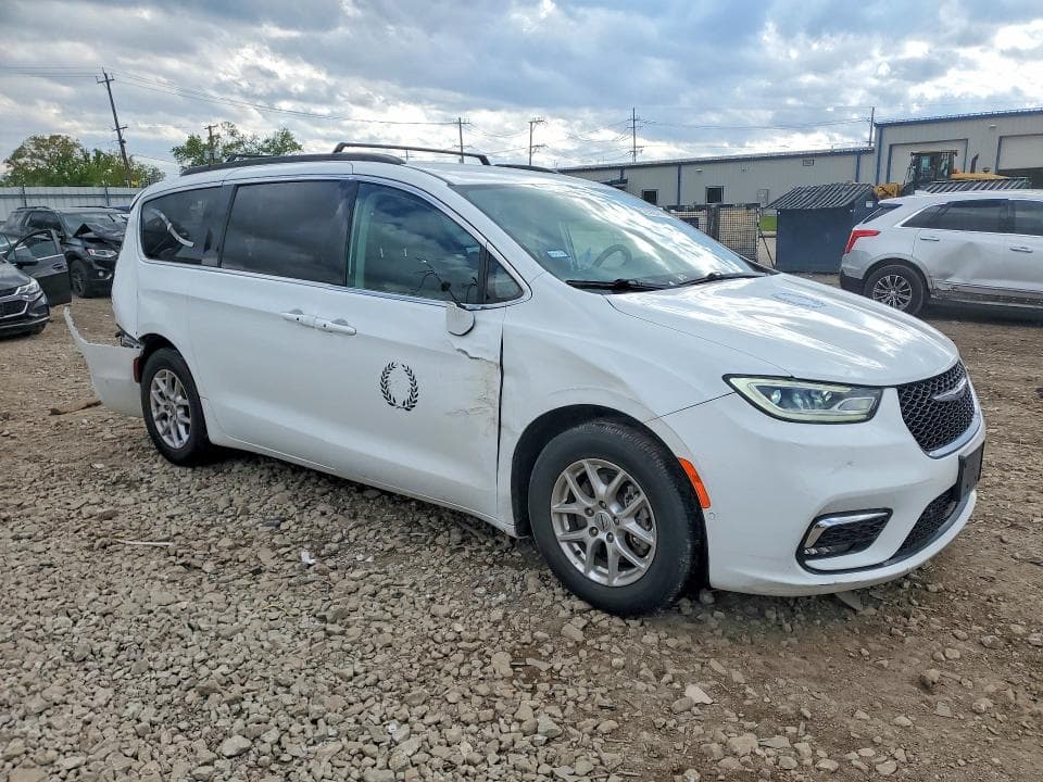 2022 CHRYSLER PACIFICA TOURING L 4