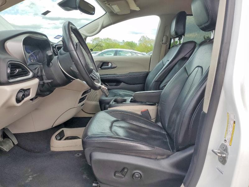 2022 CHRYSLER PACIFICA TOURING L 7