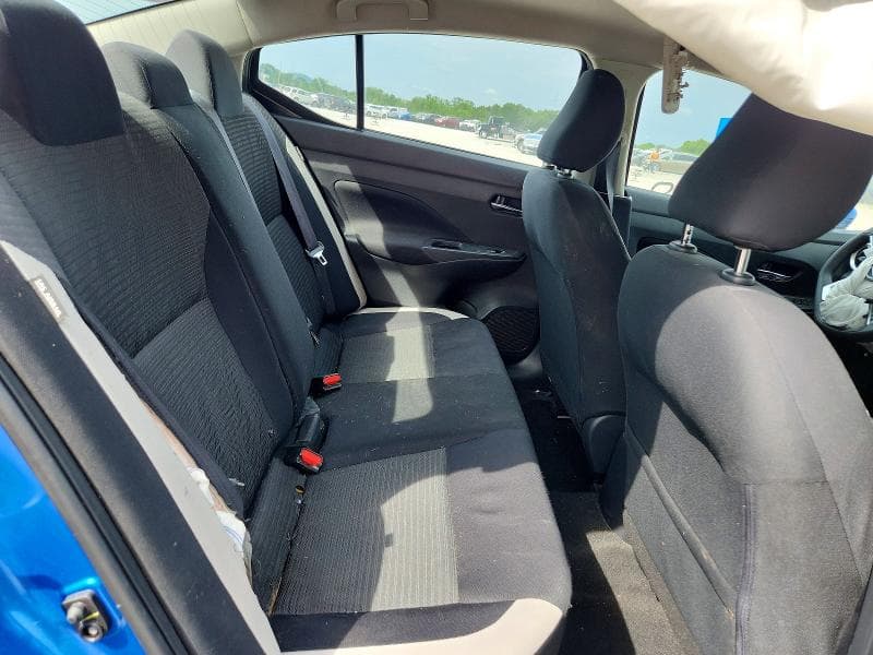2021 NISSAN VERSA SV 11