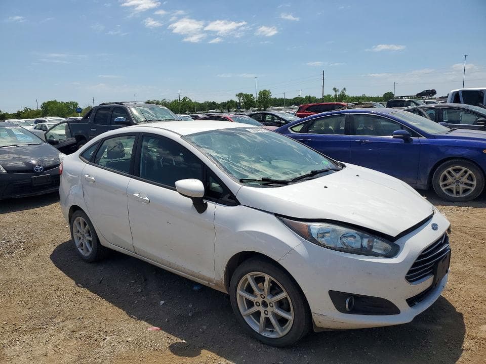 2019 FORD FIESTA SE 4