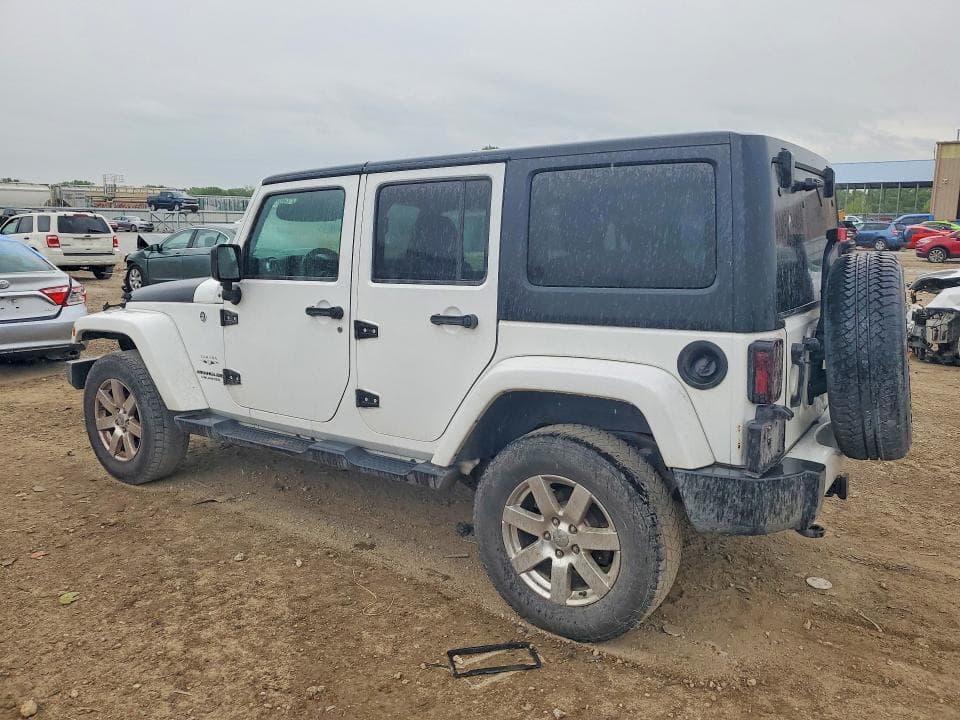 2016 JEEP WRANGLER UNLIMITED SAHARA 2
