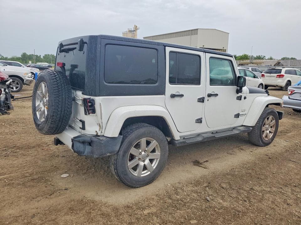 2016 JEEP WRANGLER UNLIMITED SAHARA 3
