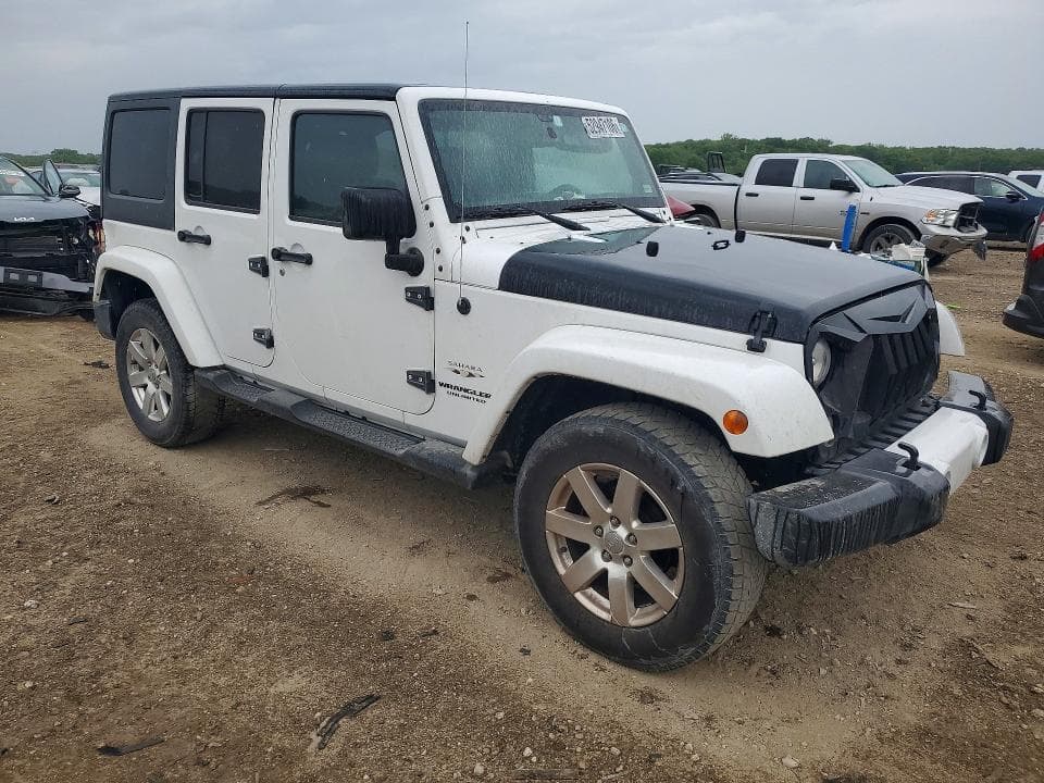 2016 JEEP WRANGLER UNLIMITED SAHARA 4